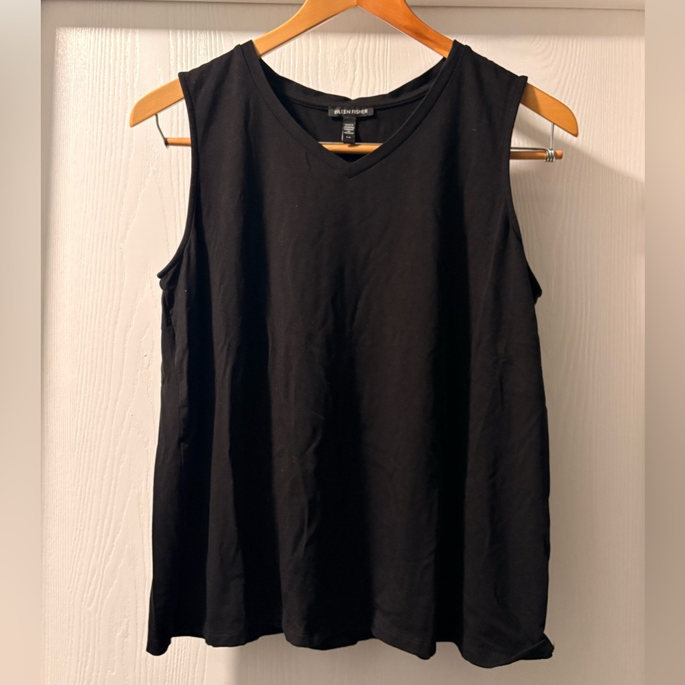 Eileen Fisher Black V-Neck Tank Top. Size L